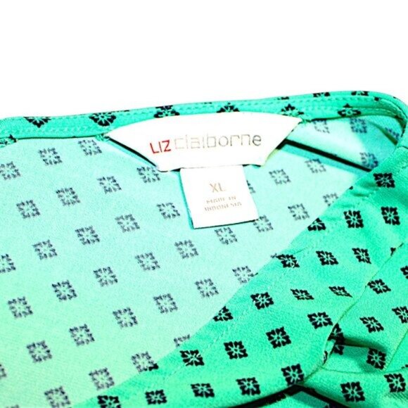 Liz Claiborne XL Green Print Flutter Sleeve Blouse Top V-Neck Flowy Plus - Picture 6 of 7